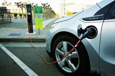 河北廊坊突破电动汽车快充瓶颈，一小时满电续航达350公里