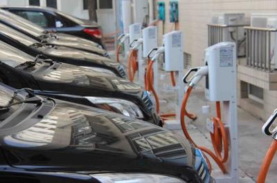 库存积压背后的博弈 新能源汽车研发的真正动机与充电设备发展的隐忧